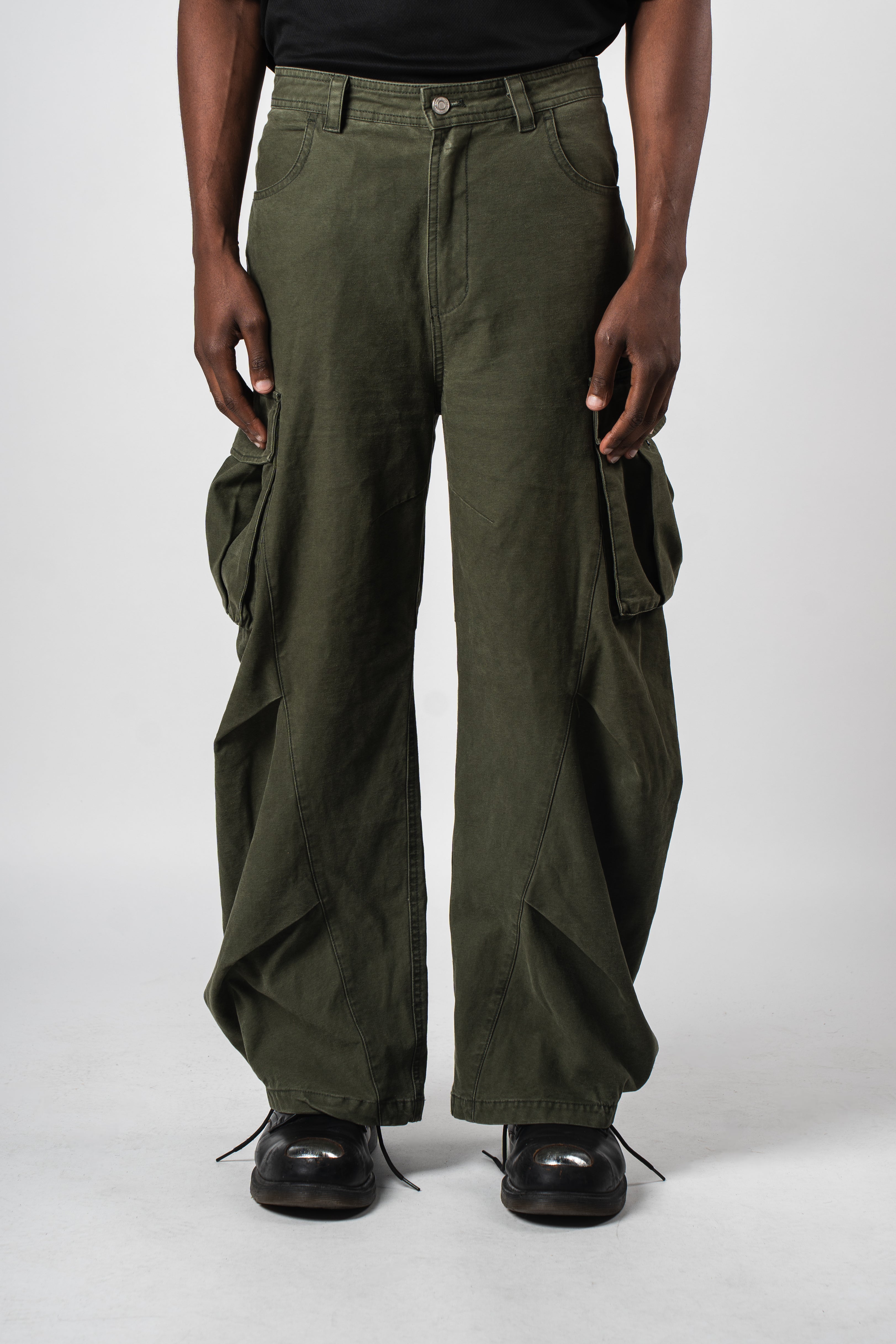 Lace-Back Cargo Pants Khaki – 4dition