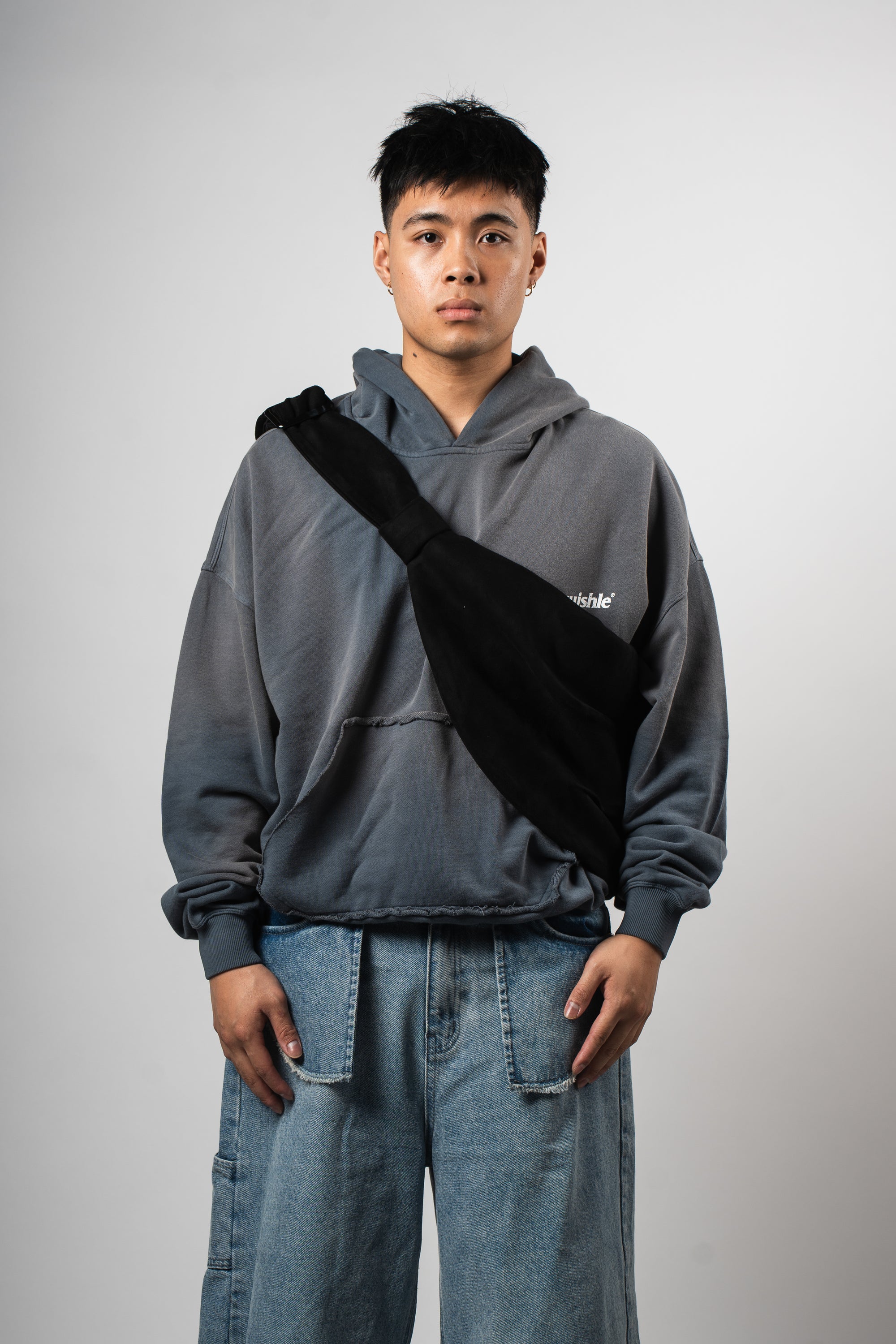 Vagrant Sling Bag Black